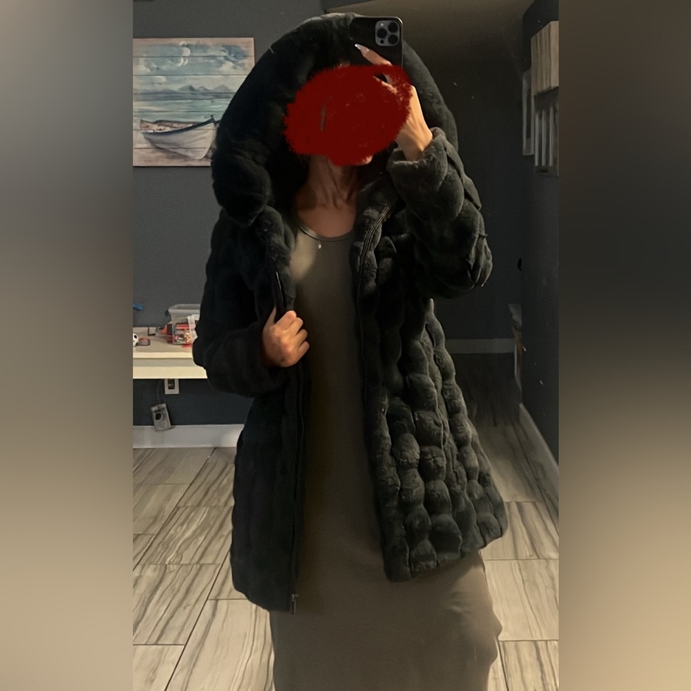 Via Spiga Grooved Faux Fur Hooded Coat